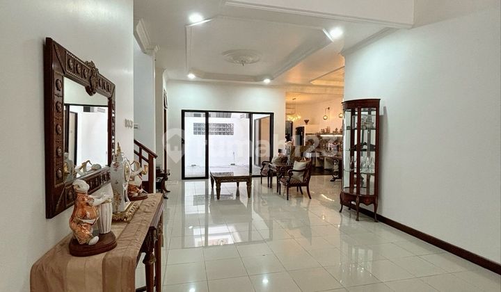 For Rent Kebayoran Baru House Land 285 Building 300 4 Br 5 Ba SHM 2