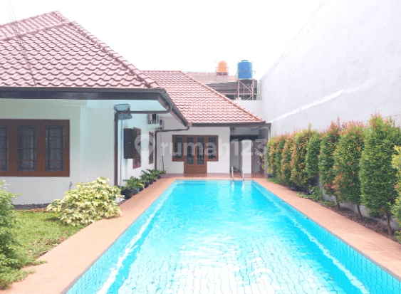 For Rent Rumah SHM Di Menteng Jakpus Lt700sqm Lb550sqm 9.24 2