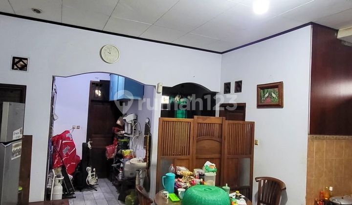 Dijual Cepat Rumah Bagus Asri Di Bintaro 3KT 2KM LT90m2 LB70m2/25 Dijual Cepat Rumah Bagus Asri Di Bintaro 3KT 2KM LT90m2 LB70m2/25