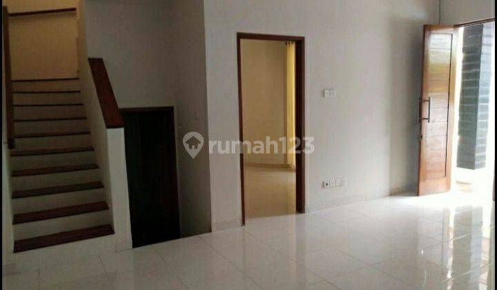 Di Sewakan Rumah Bintaro Tanggerang Selatan SHM Terawat 12.24 2