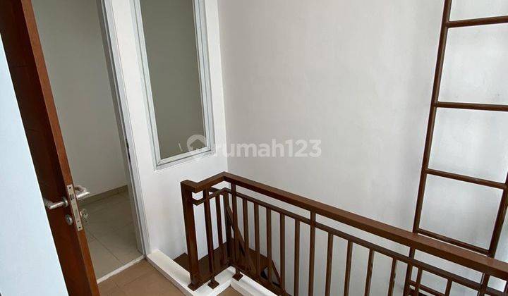 Di Sewakan Rumah Bintaro Sektor 9 Jakarta Barat SHM 12 .24  2