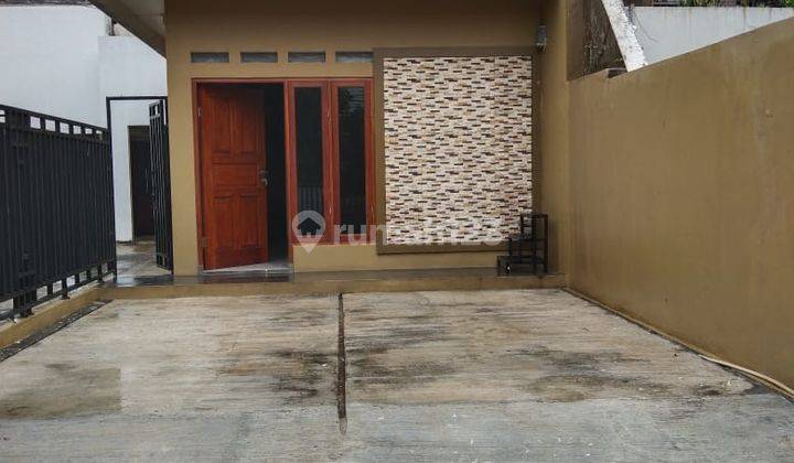 For Rent Rumah Jatinegara Lt 80m² Lb 44m² 1 Kt 1 Km Shm 9.24 1