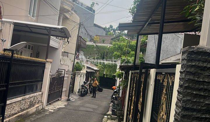 Dijual Rumah Di Area Tebet 2 Lantai 01.25 2