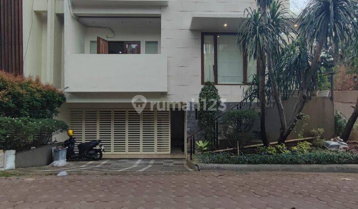 For Rent Rumah Kemang Dalam Townhouse Exclusive Area 10.24  1