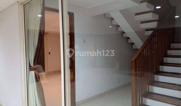  Town House Rumah Tanjung Barat Ada Kolam 4 Br. Lb 276 229 Jt Thn 09 Sep 2