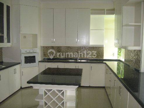 For Rent Rumah Pejaten Lt 972m² Lb 370m² 4 Kt 4 Km² Shm 8.24 1