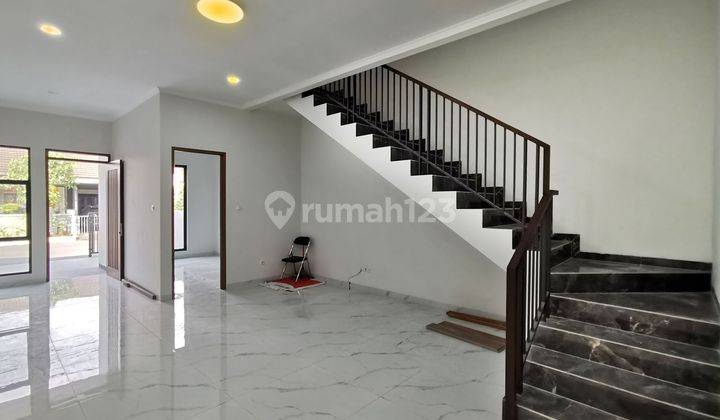 Rumah Dijual Mekarwangi Minimalis Modern Baru Hadap Timur 2