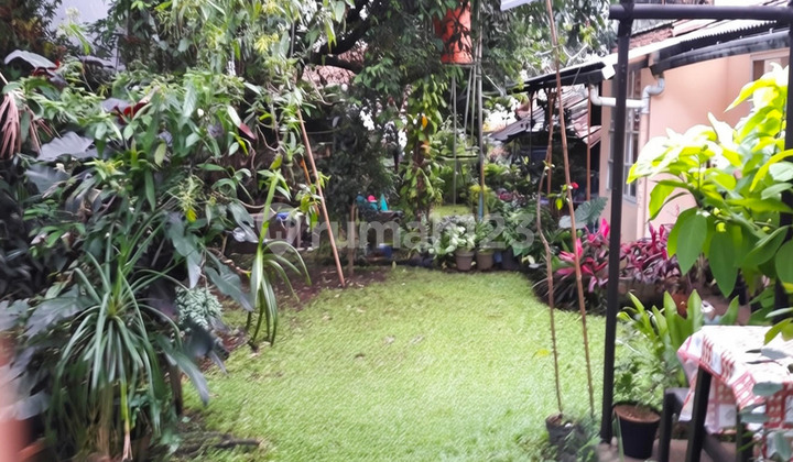 Selling Old House in Dago, Suitable for Cafe, Restaurant, Culinary Business in Dago, Bandung. 2