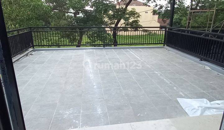 Dijual Rumah Cantik 2lantai Siap Huni Full Dak Balkon di Citra Raya Tangerang 2