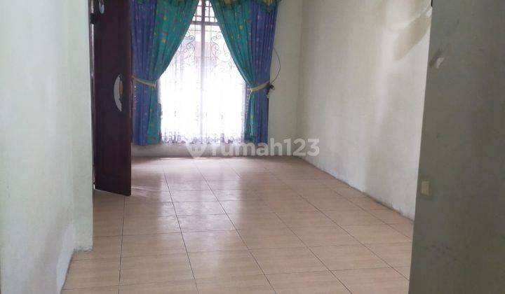 Disewa Rumah Cantik Siap Huni di Citra Raya Tangerang 2