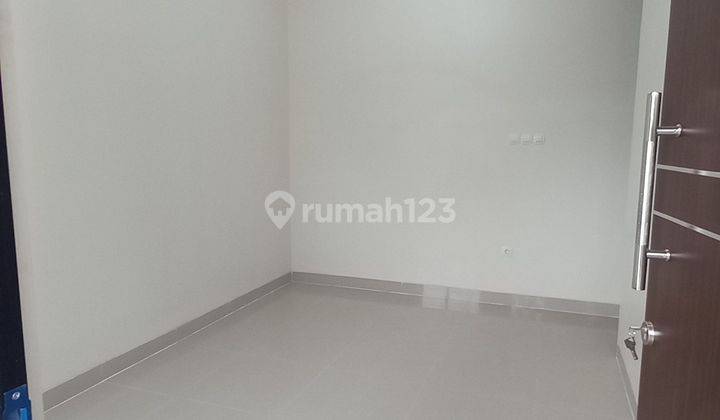 Dijual Rumah Cantik 2lantai Siap Huni ,di Citra Raya Tangerang. 2