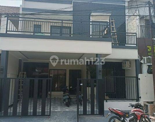 Dijual rumah mewah cantik 2lantai siap huni di Regency Melati Mas Serpong Tangerang 1