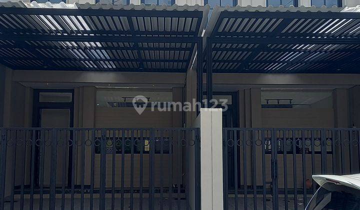  Dijual rumah cantik 2lantai siap huni di Villa Melati Mas Serpong Tangerang 1