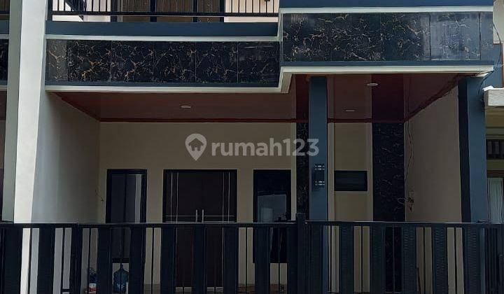 Dijual Rumah Cantik 2lantai Siap Huni di Citra Raya Tangerang 2