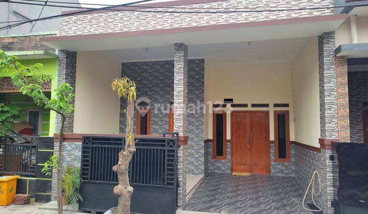 Disewa Rumah Cantik Siap Huni di Citra Raya Tangerang 1