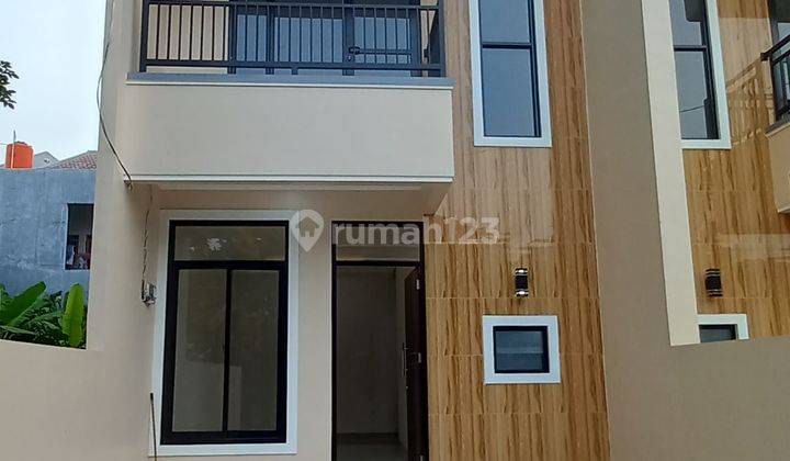 Dijual Rumah Cantik 2lantai Siap Huni di Citra Raya Tangerang 2