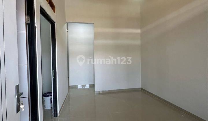 Dijual rumah cantik siap huni di Citra Raya Tangerang 2