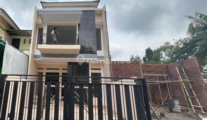 Dijual rumah cantik 2lantai siap huni di Citra Raya Tangerang 1