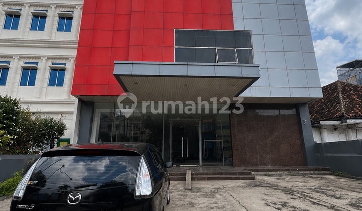 Rental Storefront in the City Center of Raden Intan, Bandar Lampung Rental Storefront in the City Center of Raden Intan, Bandar Lampung