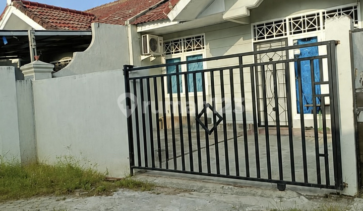 Rumah 1Lantai Dijalan Antasari Siap Huni Rumah 1Lantai Dijalan Antasari Siap Huni