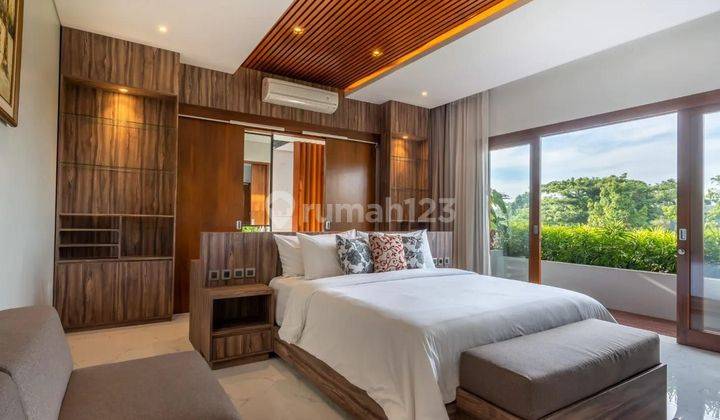 Private villa 2 Lantai SHM Bagus prime Location  2