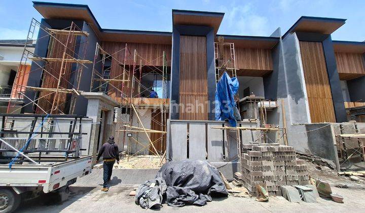 Villa Eksklusif, Cantik Dan Hanya 5 Unit, Bs Udah Ada  Yg Mau Ready 1