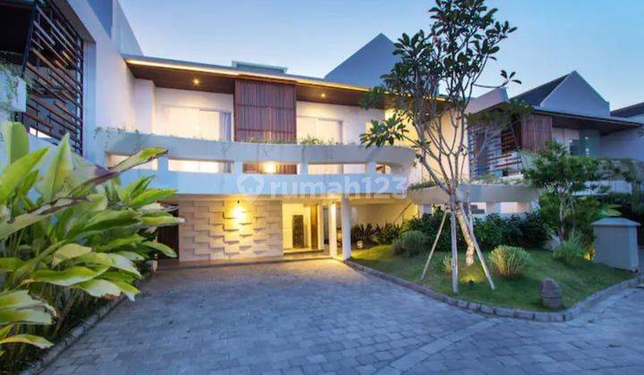 Ocean View Villa In Ungasan, Beautiful And Suitable For Private Residence And Passive Income 2