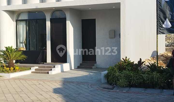 Villa Mediteranian,2 Lantai,Shm,Ready6 Bulan Lagi
