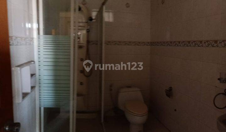 Rumah Bagus Rapi Siap Huni di Puspowarno Semarang Barat 14
