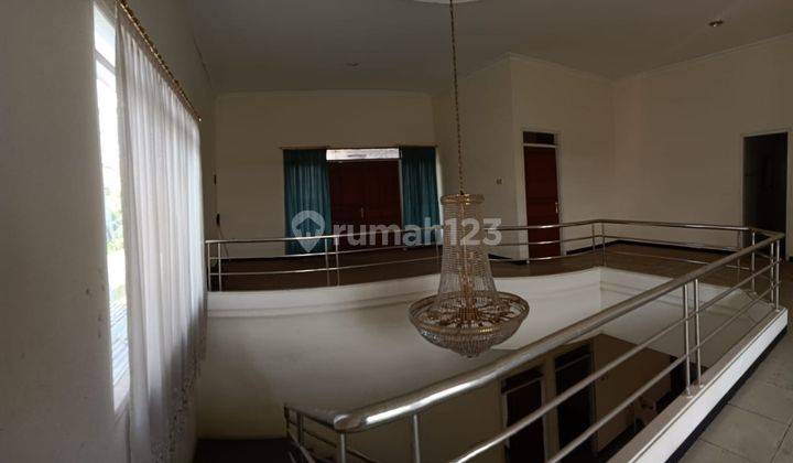 Rumah Bagus Rapi Siap Huni di Puspowarno Semarang Barat 15