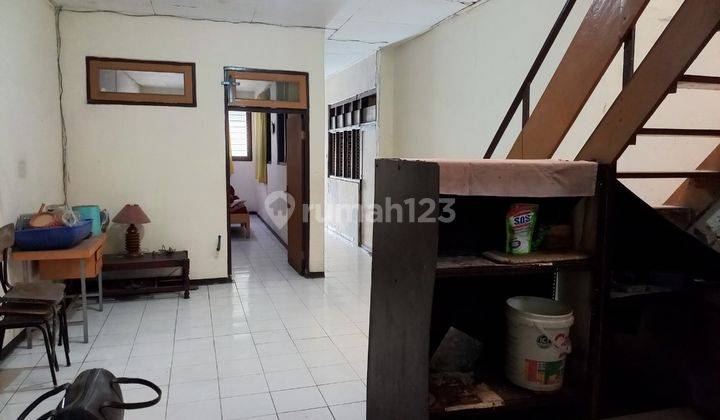 Rumah Luas tengah kota di Jagalan Semarang Tengah 7