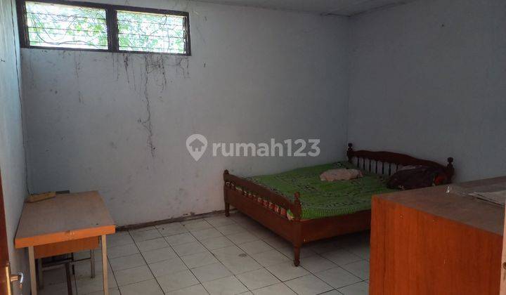 Rumah Luas tengah kota di Jagalan Semarang Tengah 10