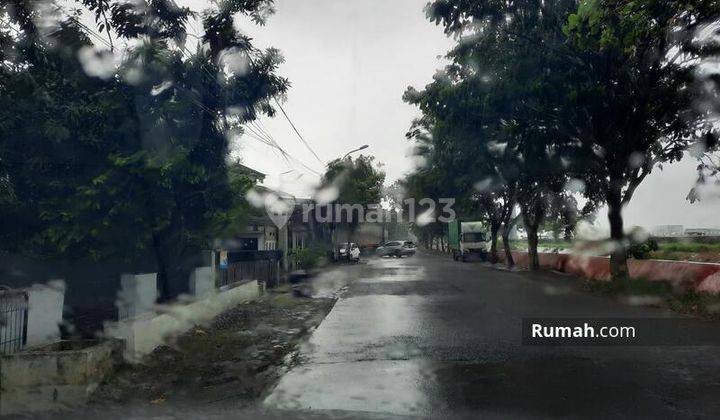 Gudang Siap Pakai di Kokrosono Panggung Lor bisa container 4