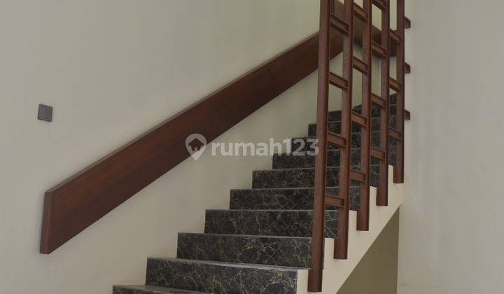 Rumah Puri Anjasmoro Semarang Baru Rapi Siap Huni  2