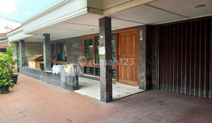 Rumah Tengah Kota Lokasi Strategis Siap Huni di Citarum 1