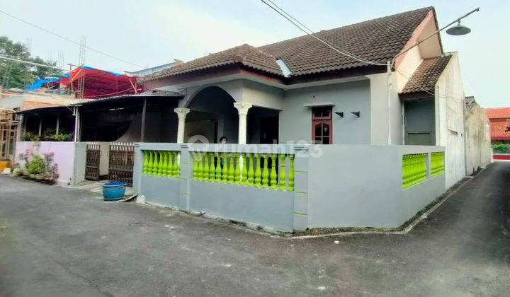 Rumah Siap Huni Jalan Beruang Gayamsari Semarang 1