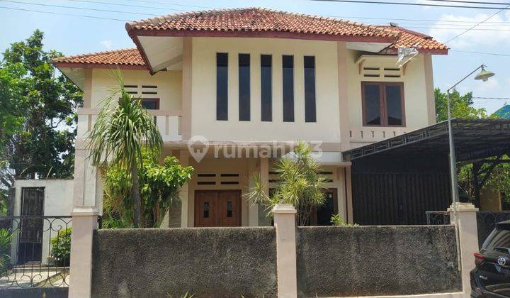 Rumah Megah Dijual di Telagabodas Gajahmungkur Semarang 1