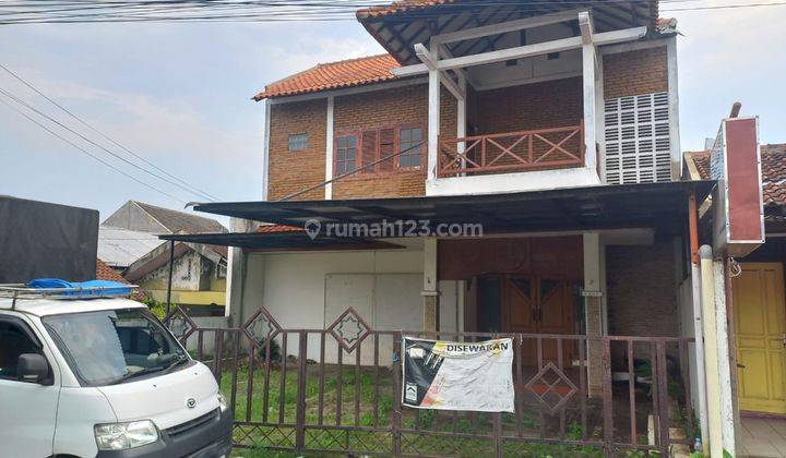 Rumah Disewakan di Dekat Jalan Setiabudi Srodol  2