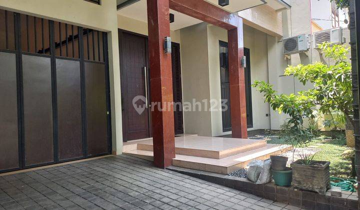 Dijual Rumah Mewah Furnished di Puspogiwang Semarang Barat 1