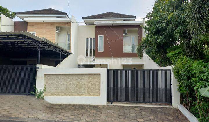 Rumah Megah Bebas Banjir di Wologito Semarang Barat  1