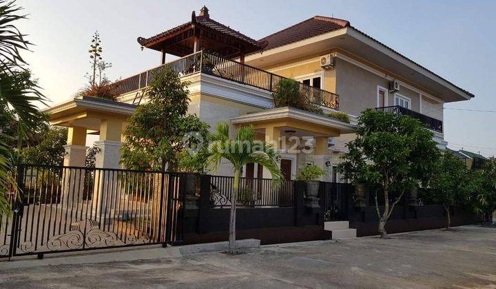 Dijual Rumah Villa Mewah di Mangunharjo Tembalang Furnished 1