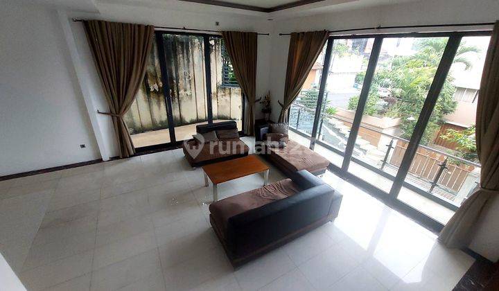 Rumah Mewah Furnished 3 Lantai Di Tumpang Gajahmungkur 2