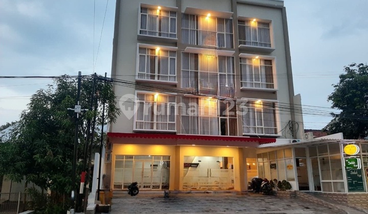Dijual Hotel Bintang 3, 4 Lantai di Erlangga Semarang 1