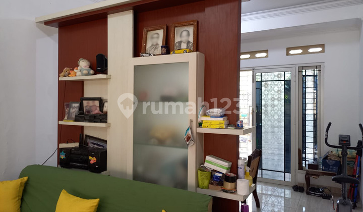 Dijual Rumah Siap Huni di Hook Jalan Lebar di Palebon Pedurungan 2