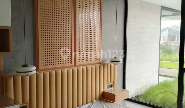 Rumah Mewah Baru Dekat Akpol Ada Kolam Renang Lebar Muka 20 Meter 2