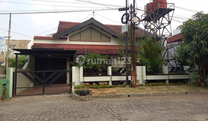 Rumah Siap Huni Depan Taman Semi Furnish di Puri Anjasmoro  1