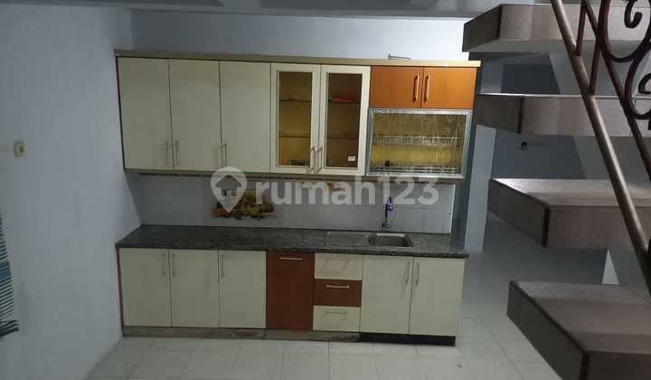 Rumah dijual di Kawi Candisari Dekat ke RS Elizabeth 2