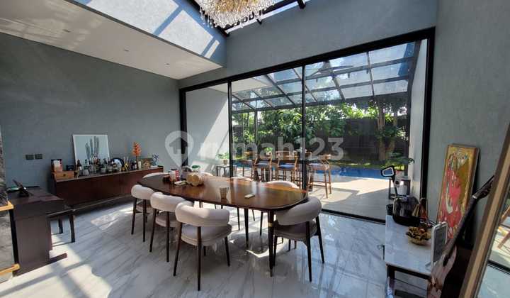 Rumah Mewah Elit di Puri Arga Golf BSB City Ciputra ada Kolam Renang 2