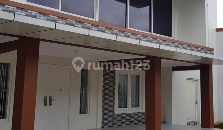 House at Jl Panda Pedurungan 2