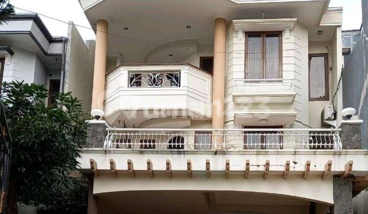 Rumah Mewah 3 Lantai Di Bukit Sari Banyumanik Dijual Murah 1